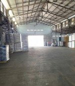 cần thuê kho xưởng quận 7 dt 1300m đường bùi văn ba xe, chuẩn vệ sinh an toàn thực phẩm.