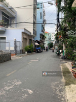 1 đời chủ cần bán nhà hxh giữa nhà ga t3 và khu bàu cát 3 tầng, ngang 5m, 70m2 công nhận giá 9.7 tỷ