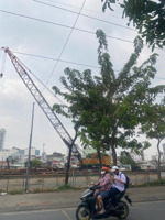 nhà hẻm 4m - full 153m2 - đón đầu cầu nguyễn khoái q4