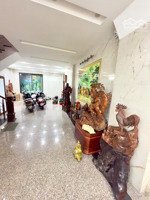 mua ngay. nhà nguyễn khánh toàn. ngõ 4m, 7 chỗ đỗ, thông kd, ra phố 70m, kcbt, ô chờ tm, 51m2*6t