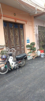 mình cần bán nhà dt 45m2 mt 3.9 nhà 2 tầng nở hậu. nhà xây kiên cố sử dụng được ngay