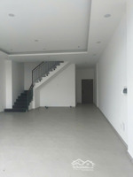 sổ hồng lâu dài 120m2 - giá vat 8.7 tỷ giãn 24 tháng hỗ trợ 600k/m2 - shophouse mt q9