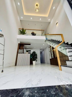 [ 3 tỷ 850 ] định cư muốn bán nhà đường thành thái , p14 , q10. gần siêu thị go. lh 