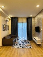 chủ bán gấp đi định cư đức căn hộ viva plaza, q7, 63m2, 2pn, 2wc, giá 1 tỷ 850( nữ bớt 50 triệu )