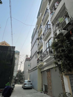 bán đất la tinh đường rộng ô tô tránh nhau. lh 