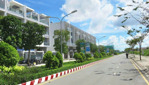 bán đất mt kdc dương hồng bình chánh 95m2 view công viên, giáp mt đường nguyễn văn linh.