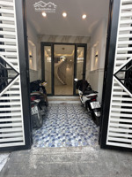 nhà mới nở hậu - sân rộng để xe chỉ nhỉnh 4 tỷ lưu hữu phước q8