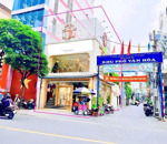 cho thuê nhà góc 2mt siêu đẹp cao thắng, quận 3. 1 trệt 1 lầu, nhà hàng, cafe.