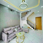 nhà đẹp trung tâm tân bình vào ở ngay.