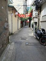 bán nhà nguyễn đức cảnh, 6,2 tỷ, 25m2, ô tô đỗ cách 50m, trước nhà 2.5m, sổ đỏ vuông vắn