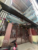 bán nhà trọ 4 tầng 179m2- 25 phòng thuê full - ô cách ,đông tiến, yên phong- 5.4 tỷ