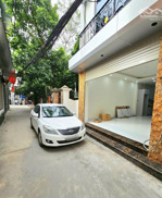 gấp!!! giá nào cũng bán, nhà q. bắc từ liêm 40m2 6 tầng giá 11,9 tỷ - ngõ ô tô - lh 