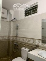 cho thuê nhà gần công viên thống nhất, 1 phút đi bộ ra hồ ba mẫu, 5 tầng mới, 3 ngủ 3wc 14tr/ tháng