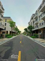 chốt nhanh bán trước tết the classia 5x18m giá 17 tỷ