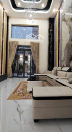 bán gấp, ngã tư phú nhuận, hẻm ô tô, 52m2, ngang 4m, 4 tầng btct, nhỉnh 11 tỷ.