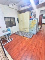 bán nhà tập thể tầng 3 láng hạ, sổ đỏ 30m2, thực tế 70m2, 3pn, 2wc, giá chào 5,85 tỷ