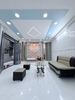 n.hà mới 2 tầng ngay phan anh nối dài. dt 44m2-2pn, 3wc . tiện ích vây quanh