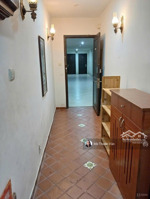 4.3 tỷ an phú hậu giang q6 dt lớn 102 m2 nhưng 2pn to lém có sổ hồng lầu 18 có thang máy 