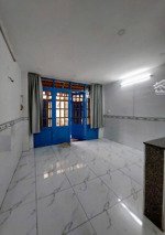 nhà ngay chợ tân hương q tân phú