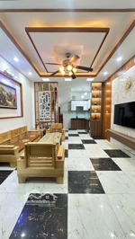 ~6,8 tỷ - nhà phố lĩnh nam - thúy lĩnh; 4 tầng, mt ~ 4m, full nội thất; vài phút ra phố lĩnh nam