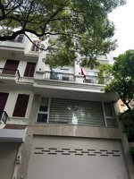 bán gấp nhà mặt phố chùa láng - 52m2 - 5m mặt tiền - 5 tầng - vỉa hè ô tô tránh - gần hồ - 31.5 tỷ