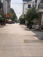 12 tỷ!phân lô phú diễn ô tô đỗ cửa, ngõ thông,sẵn 6 ngủ đủ đồ,sổ riêng không quy hoạch