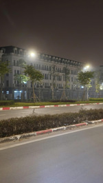 bán nhà phố tây tựu 100m2 đẹp ở ngay giá hơn 2tỷ, đối diện đhcn hà nội cs2