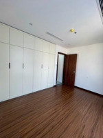 cho thuê chcc booyoung mỗ lao, 100m2,3pn,đồ cơ bản,nhà sạch đẹp,ở ngay,tầng cao,người nn hoặc việt