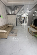 nhà tân hòa đông q6, 4x12m, nhà đẹp ở ngay , 3pn, sổ vuông, 5,1 tỷ