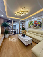 giảm giá sốc phố bạch mai. nhà mới đẹp, tặng full nội thất, ngõ nông rộng gần phố. dt 42*5t.