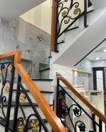 bán nhà hẻm 373 trần xuân soạn quận 7 căn góc hẻm thông sổ hồng riêng, 2,58 tỷ.