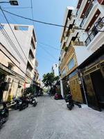 cặp siêu phẩm thang máy xịn 1 sẹc hương lộ 2