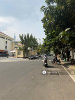 lh em đạt hỗ trợ coi thuê mb ngay phường an khánh quận 2. diện tích: 80m2 giá 25 triệu.