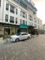 chính chủ cho thuê liền kề thang máy ngoại giao đoàn, 789 xuân đỉnh.