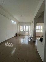 bán cc 2pn 2wc 70m2 tại nguyễn văn cừ, long biên, giá thỏa thuận