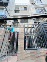 5tỷ nhỉnh có ngay nhà mặt tiền q4 4 tầng btct 4pn 3wc