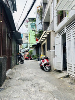 nhà lô góc 2 mặt tiền hẻm - nhà đẹp - 50m2 - trần đình xu - 2 tầng - sổ riêng - chỉ hơn 8 tỷ