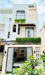 xoay vốn bán nhà 73,4m2 giá 4tỷ020 đường hoa lan - phú nhuận. thuê 22tr. gần bv đa khoa hoàn mỹ sg