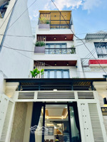 hạ giá sâu bán nhà đường 6m nguyễn thiện thuật,p2,q3 giá 4tỷ2/72m2 cho thuê 30tr gần chợ bàn cờ