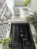 phú nhuận
hẻm xe hơi sát mặt tiền huỳnh văn bánh (5,2 x 10)m gần quận 3