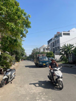 nhà đẹp kiên cố - kdc yên tĩnh - mt đường 20m siêu rộng - ô tô ngủ nhà - sổ- hoàn công đầy đủ