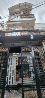 nhà gần hxh trần xuân soạn - 6,95 tỷ 46.7m2- 3 tầng - 4 pn 5wc. gần khu him lam, qua q1 chỉ 10p.