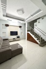 bán gấp nhà đẹp đón tết, cạnh phú mỹ hưng, hẻm xe hơi, 80m2,5m ngang, 5pn, shr ko qh, nhỉnh 6tỷ