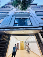 hiếm!phân lô oto tránh văn tiến dũng,thang máy,ở+kinh doanh,dt40mx5t,mt:4m,8.8ty