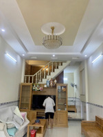 nhà đẹp sát trần văn mười 64m 2 tầng 3pn giá chỉ 3,8 tỷ