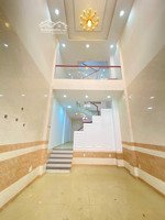 cần bán nhà 4 tầng ngay vạn phúc quốc lộ 13,thủ đức,8,2tỷ/68m2,sổ hồng riêng,ô tô ngủ trong nhà