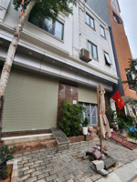 bán nhà 5 tầng 343 an dương vương tây hồ giá 7.2tỷ nhà đầy đủ full nội thất ( giường tủ , điều hòa