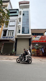 bán nhà mặt phố ngô thì nhậm 83*7t thang máy, tầng 1 kd, đẹp nhất cả khu , 