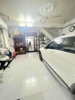 bán gấp, mặt tiền kinh doanh quốc lộ 50 sầm uất, 150m ngang 6m, chỉ 8.x tỷ tl, cho thuê 12tr/tháng