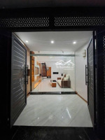 bán nhà phố thụy khuê, ba đình, dt 42m, mt 4.4m, xây 5 tầng đẹp, view hồ tây, giá: 14.8 tỷ